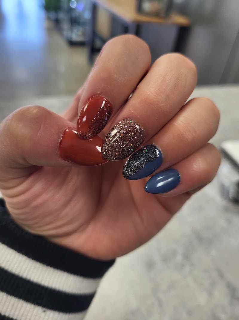Angelique Nails & Spa, nail salon in Meadville, PA, photo 6 of 9